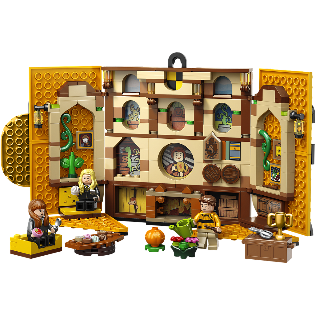 lego_harry_potter_hufflepuff_house_banner_76412L_1