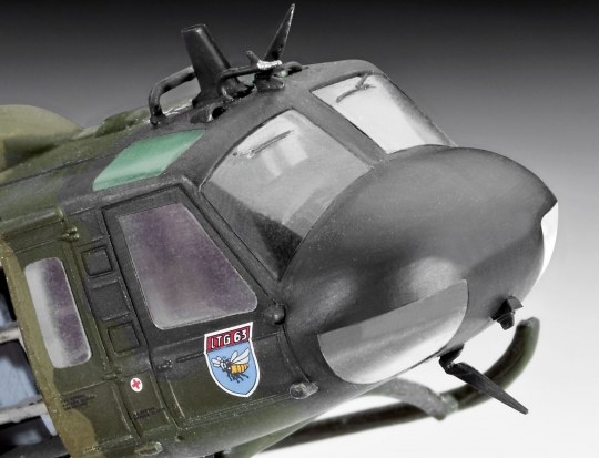 revell_liimitav_mudel_helikopter_
bell_uh-1d_sar__1:72_04444R_1