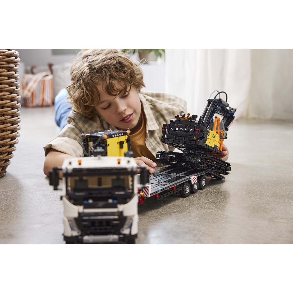 lego_technic_volvo_fmx_truck_&amp;_ec230_elektriline_ekskavaator_42175L_5