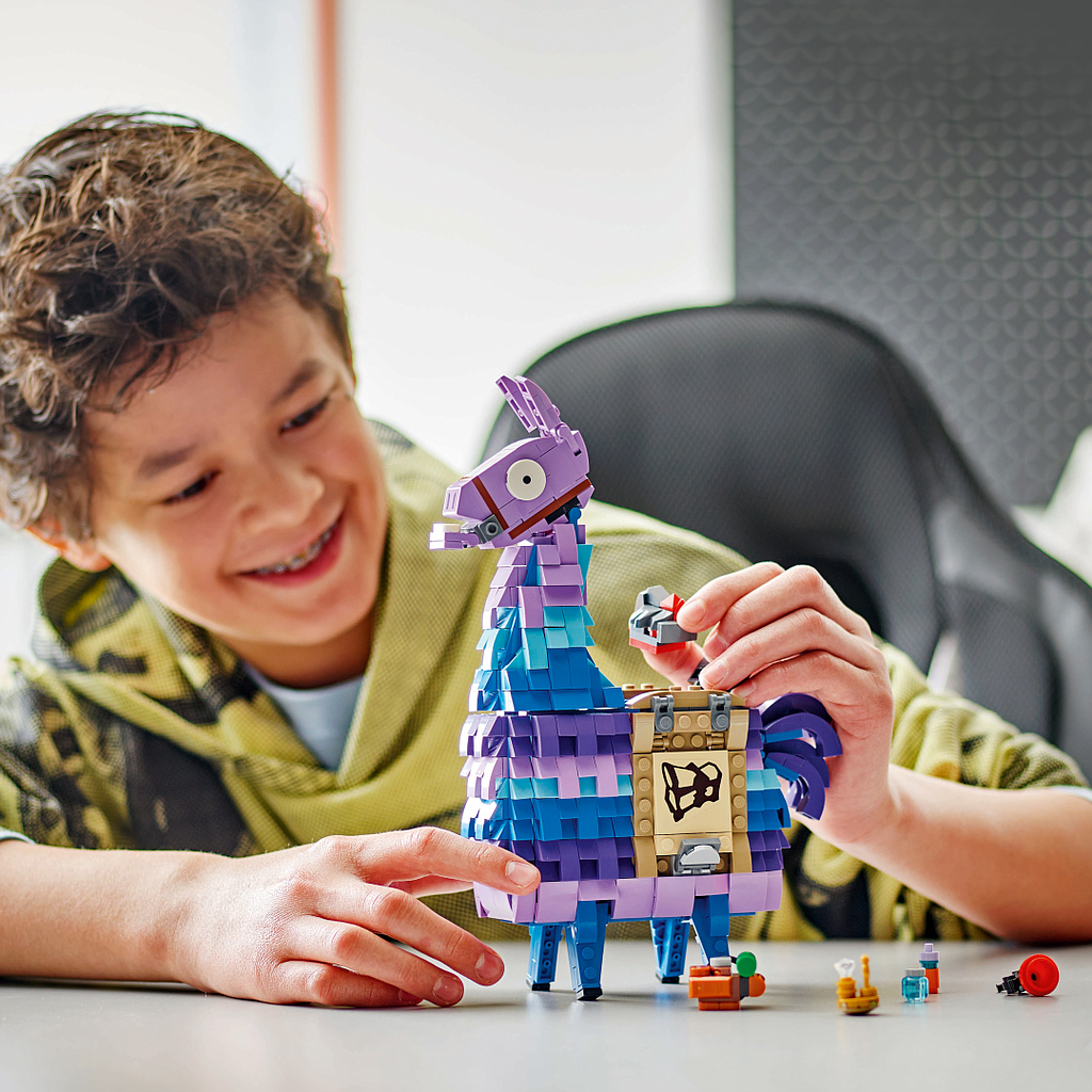 lego_fortnite_supply_llama_77071L_3