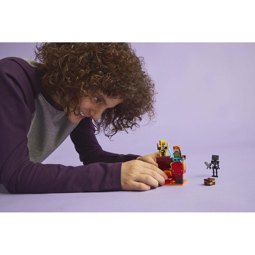 lego_minecraft_netheri_laavalahing_21266L_3
