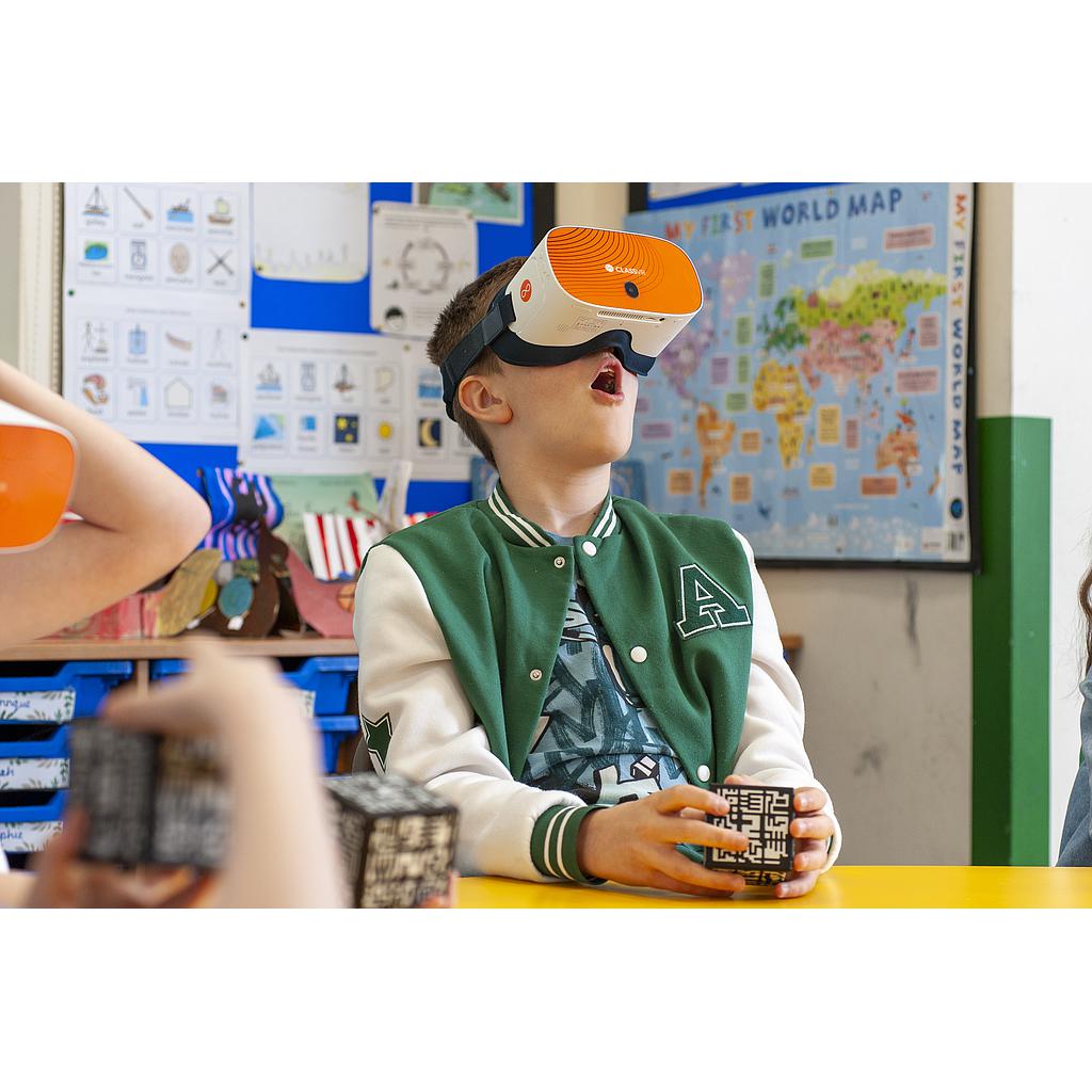 classvr_xplorer_komplekt_8_peaseadmega_CVR3128-CRS-8_7