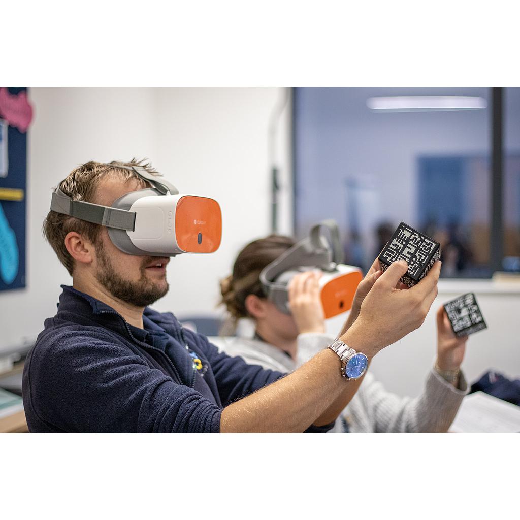 classvr_xplorer_mobiilne_kapp_30_peaseadmega_CVR3128-CRS2-30_8