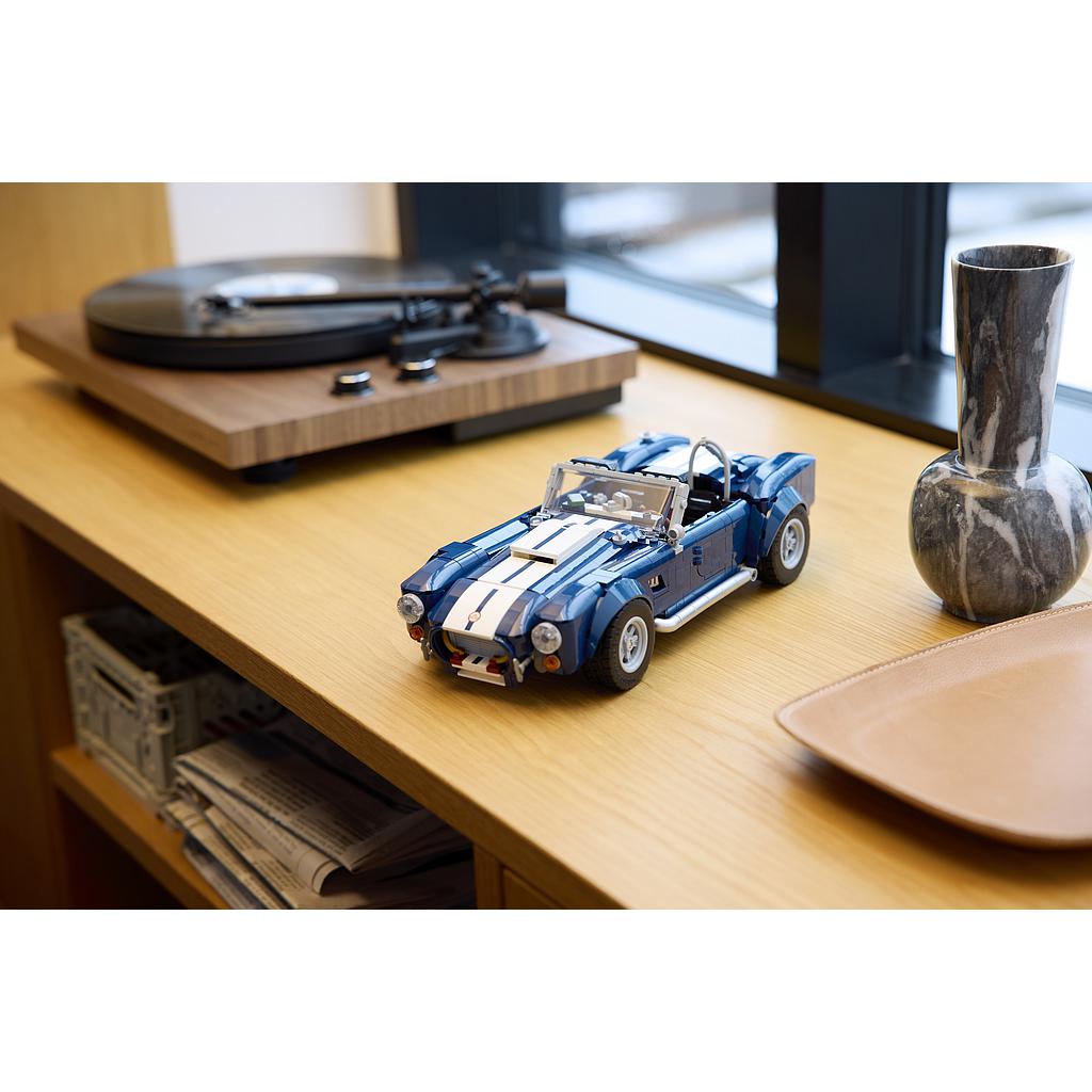 lego_icons_shelby_cobra_427_s/c_10357L_5