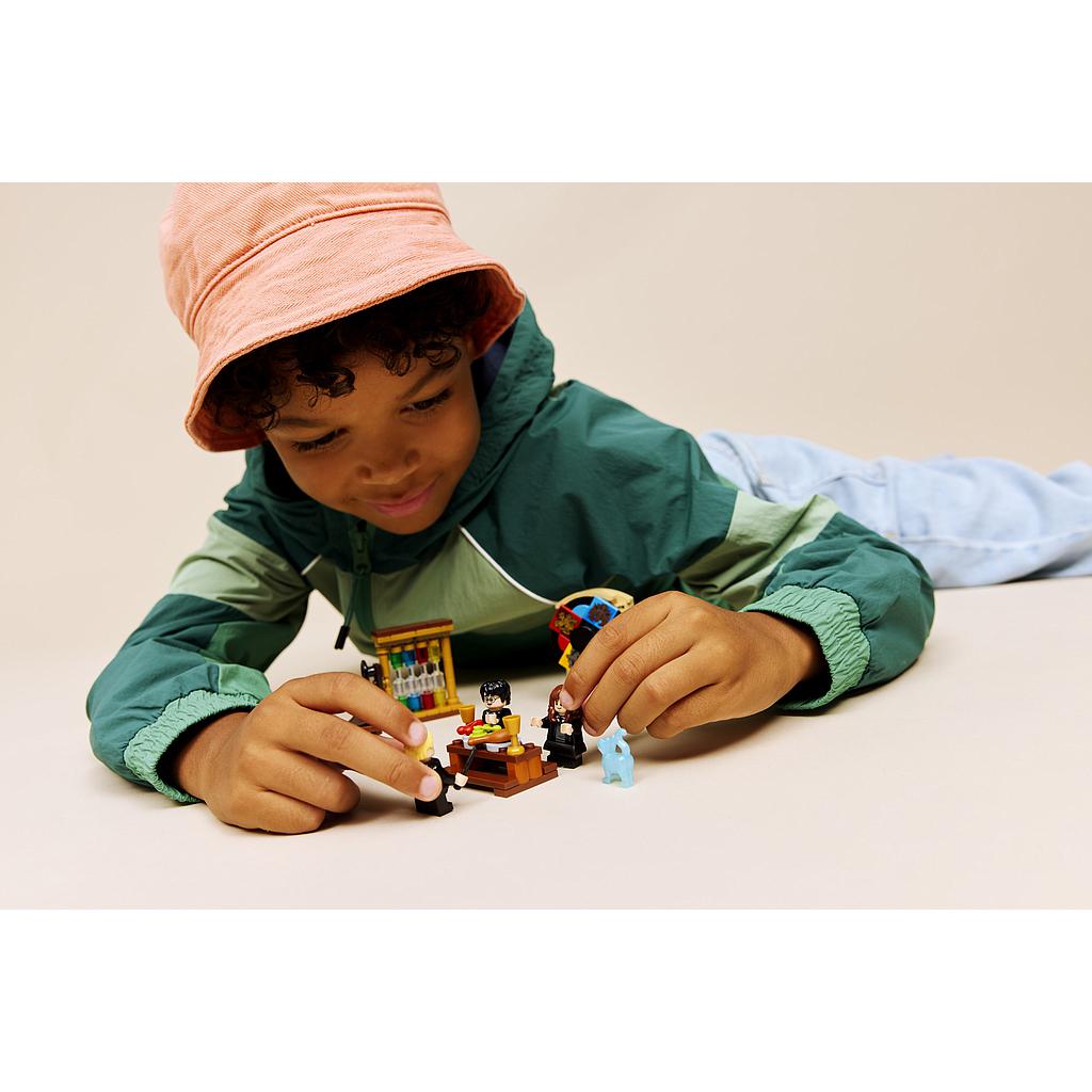 lego_harry_potter_sigatüüka_loss:_sõõlamiskübara_tseremoonia_76460L_1