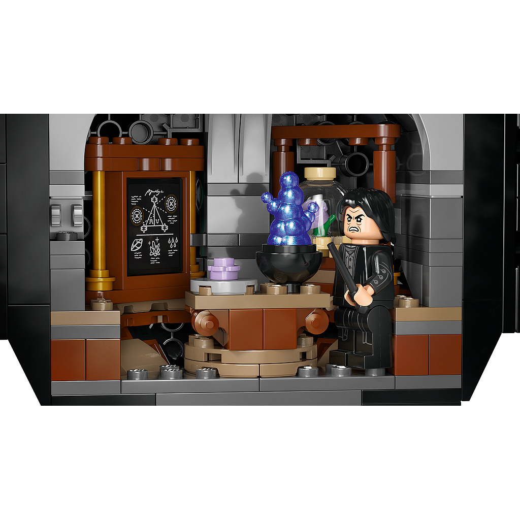 lego_harry_potter_katel:_salajaste_nõiajookide_klassiruum_76464L_3