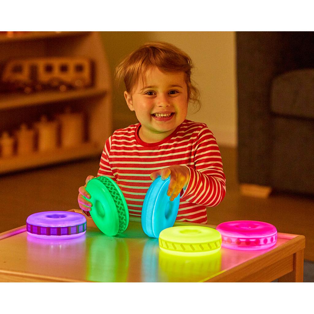 tts_helendavate_tekstuurrõngaste_komplekt_EY11965B_3