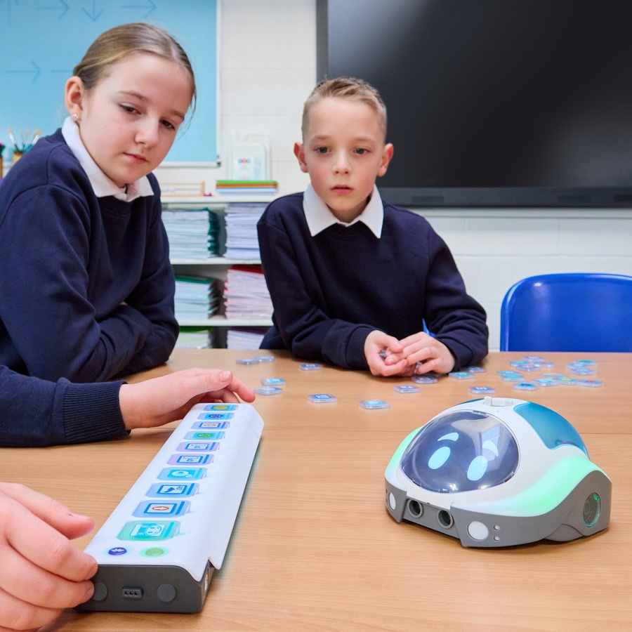 tts_tactile_programmi_käsulugeja_pro_ja_loti-bot_komplekt_AV48755B_1