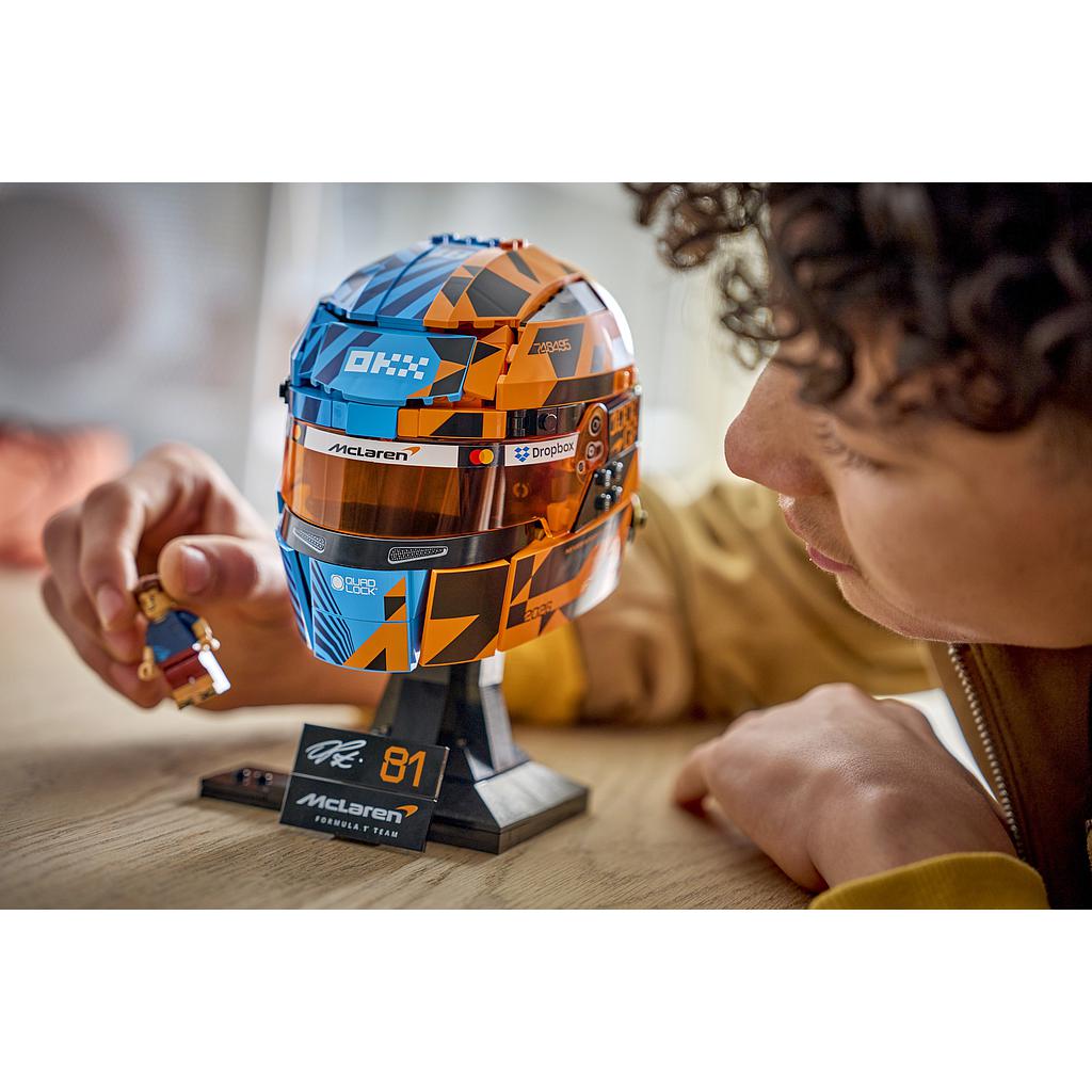 lego_editions_mclaren_mastercard_f1_team_oscar_piastri_kiiver_43017L_3