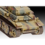 revell_pzkpfw_ii_ausf.l_luchs_(sd.kfz.123)_1:72_03266R-4.jpg