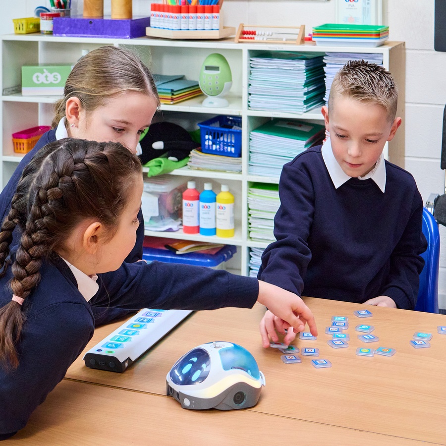 TTS Tactile Reader Pro and Loti-Bot Bundle